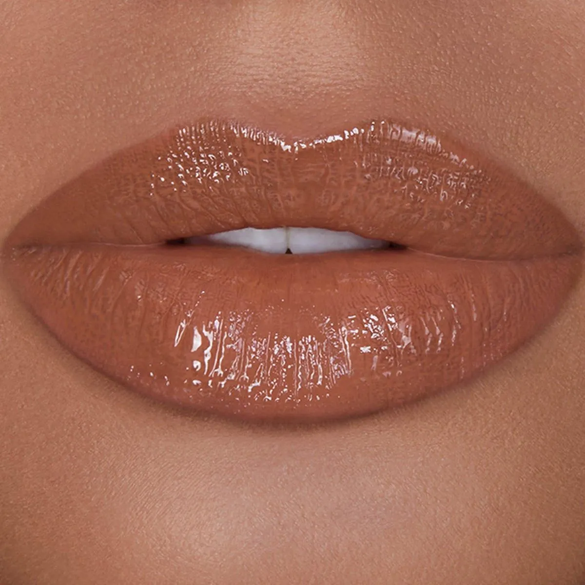 Unreal High Shine Volumizing Lip Gloss