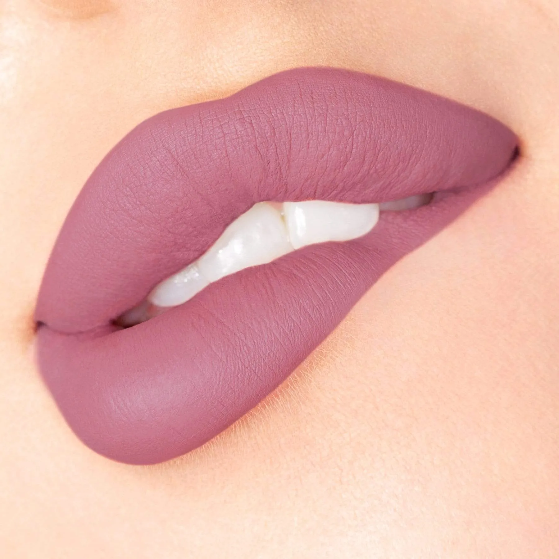 Velvet Matte Liquid Lip 5. Belly Dance   FREE MINI